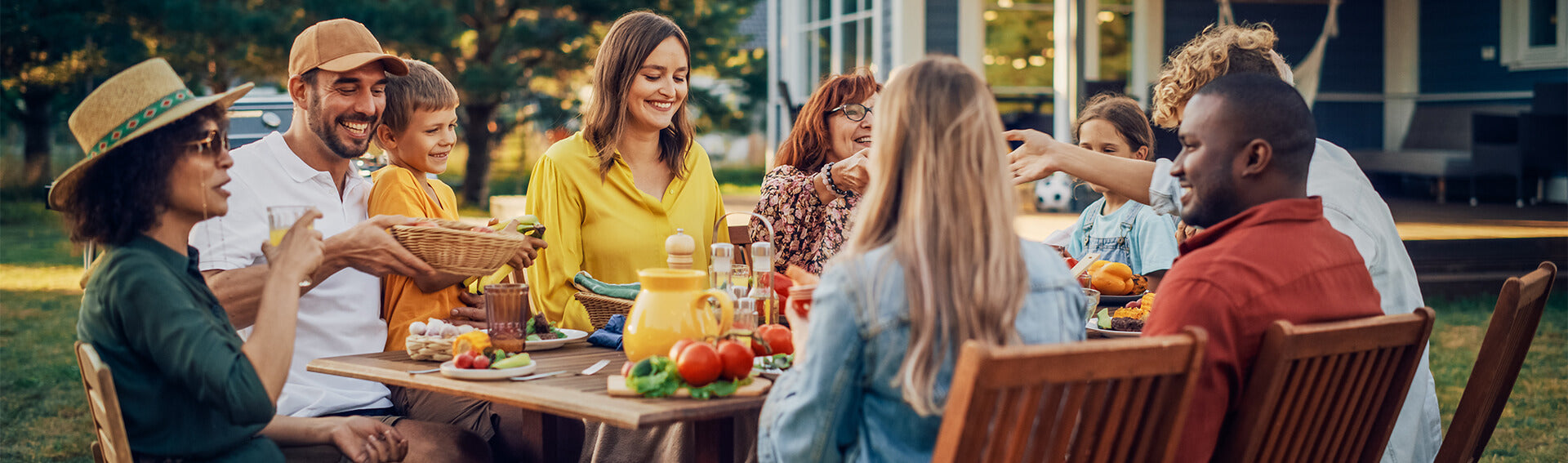 Having joyful outdoor reunion party with No Worriez gas timer